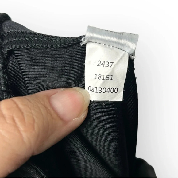 SPANX Faux Leather Leggings in Black Size Small - Picture 10 of 10